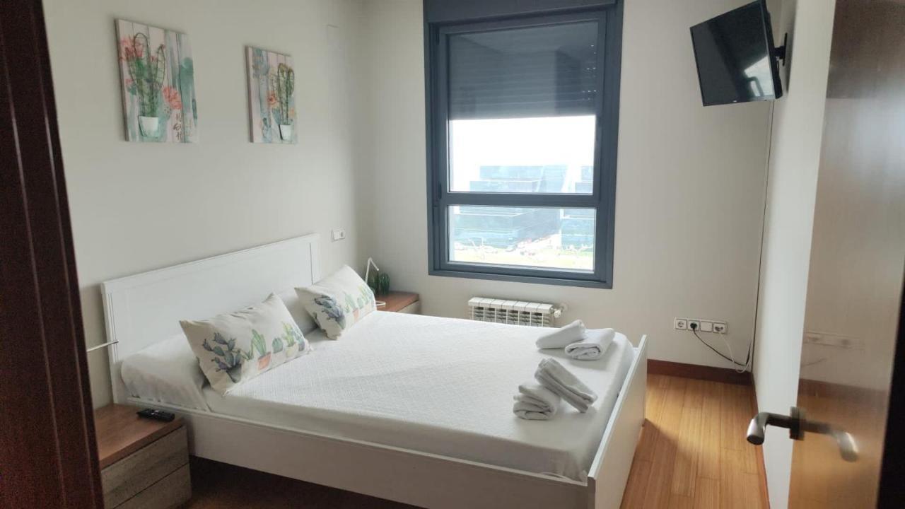 Torres De Montenuno Apartment