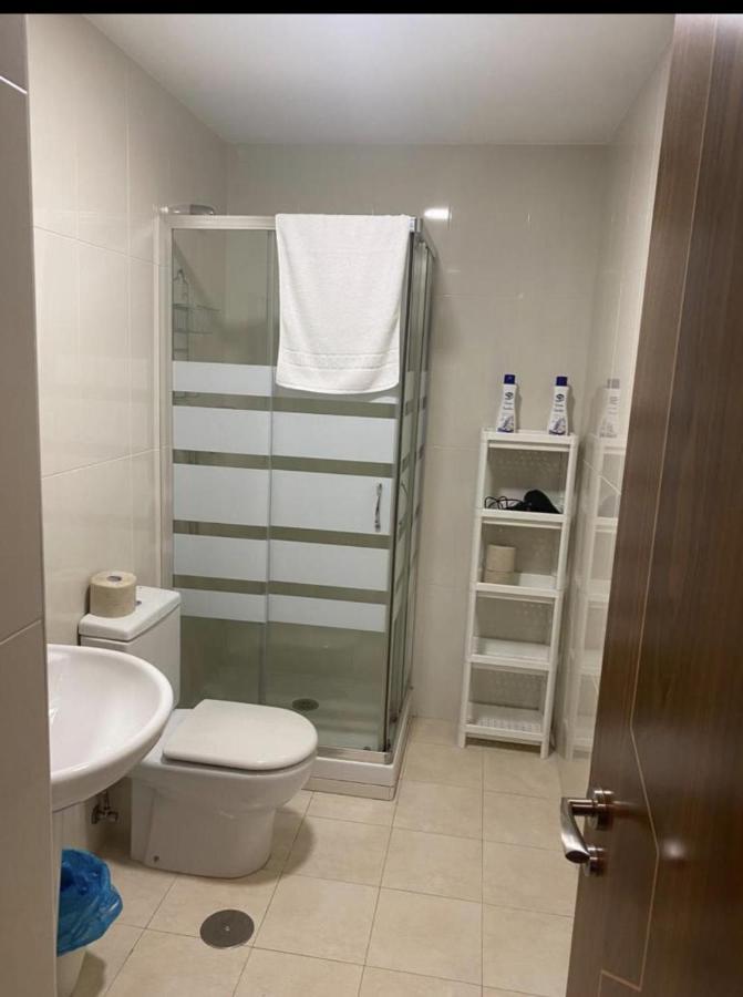 Torres De Montenuno Apartment *